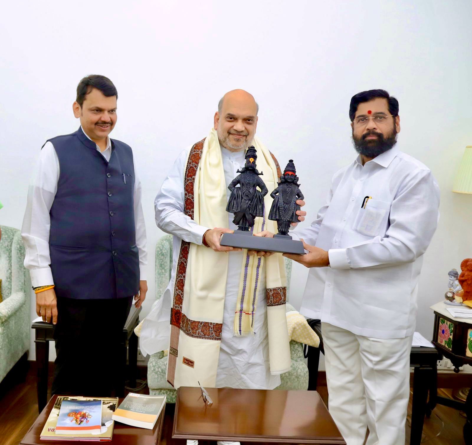 इनसाइट स्टोरी विशेष : बड़े सपने-बड़े फैसले, देवेंद्र को ऐसे ही नहीं बनाया गया उपमुख्यमंत्री