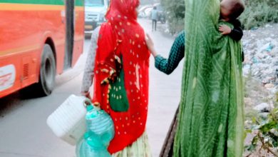 People Suffering For Water in Mumbai