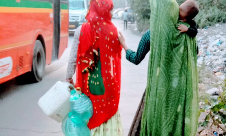 People Suffering For Water in Mumbai