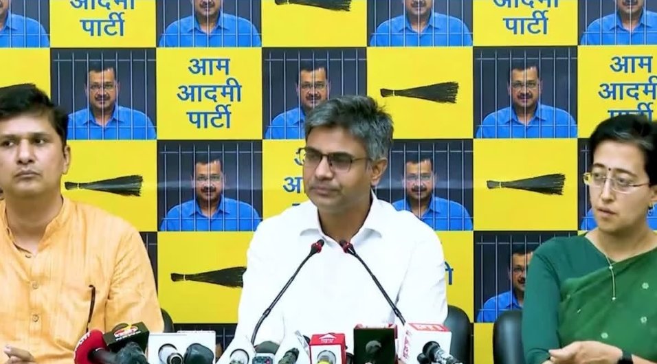 इंडी गठबंधन से बाहर हुई आम आदमी पार्टी, गुरुवार को पार्टी बैठक में हुआ फैसला, अकेले लड़ेंगी दिल्ली विधानसभा का चुनाव